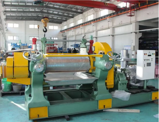 Máquina de mistura de borracha de composição de borracha do equipamento do rolo de 400MM para o silicone contínuo