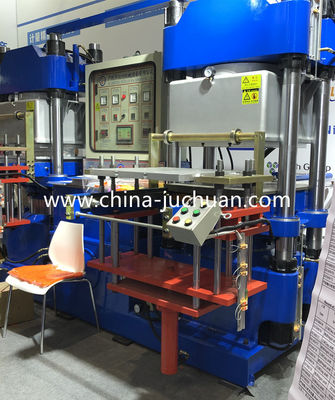 Máquina de moldagem por compressão a vácuo de silicone para fabricação de punhos resistentes ao calor do forno de silicone