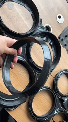 Máquina de fabricação de produtos de borracha Máquina de moldagem a vácuo de borracha para fabricação de vedações de borracha para tubos de UPVC